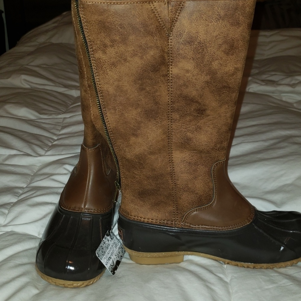 Rain boots
